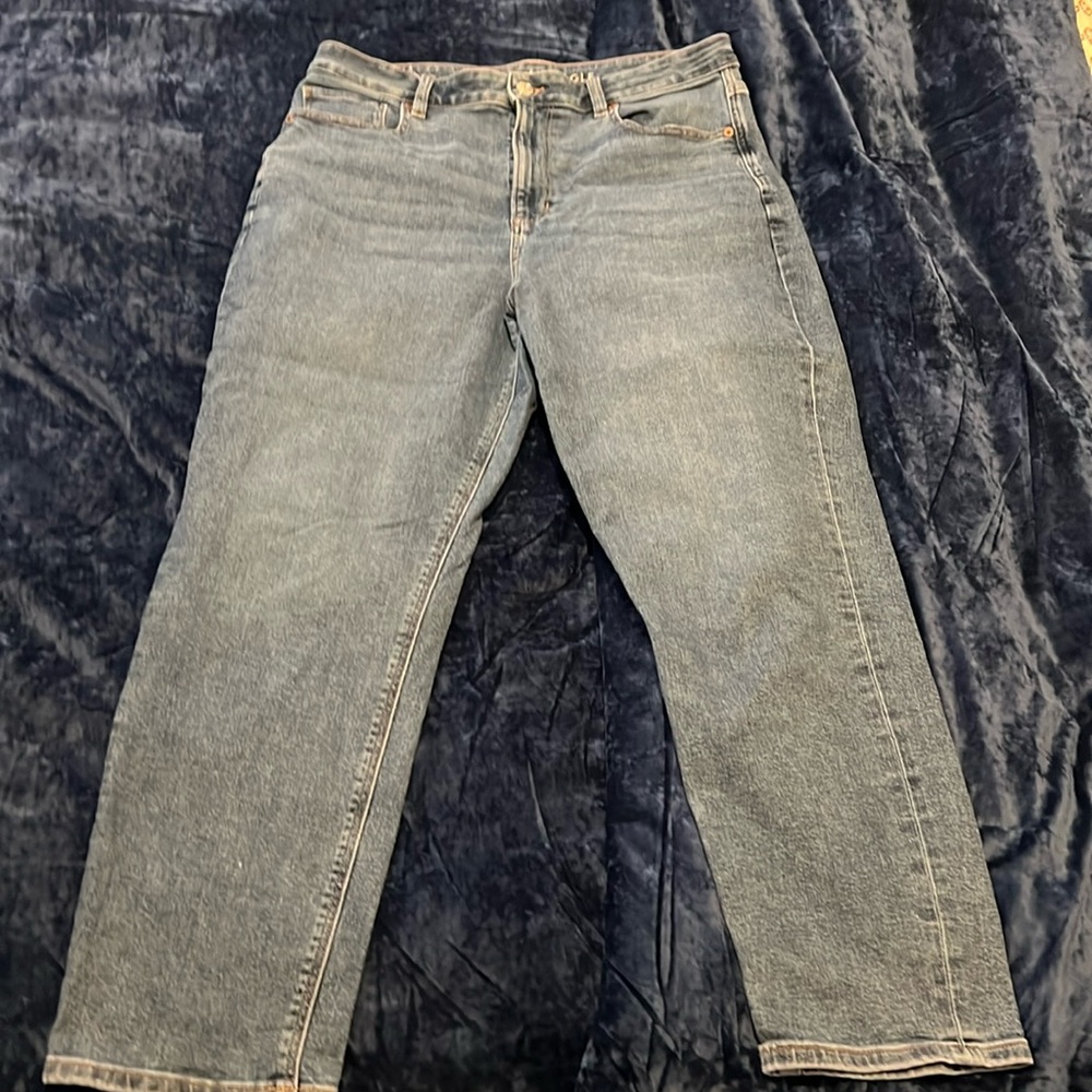 American Eagle Mom Jeans